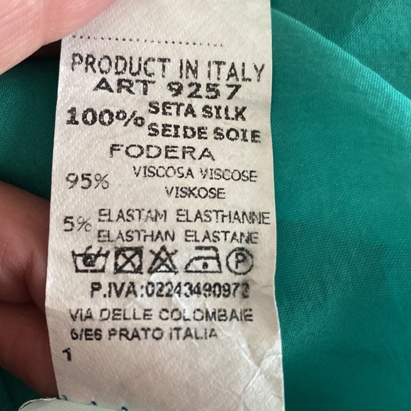 Ciao Bella Italian Sleeveless Lined Top with Sequins. 100% Silk. made in Italy. - Picture 6 of 6